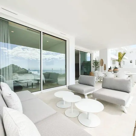 Palo Alto Indoor Pool Gym View Wifi Parking Marbella