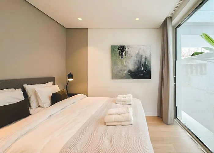 Palo Alto Indoor Pool Gym View Wifi Parking