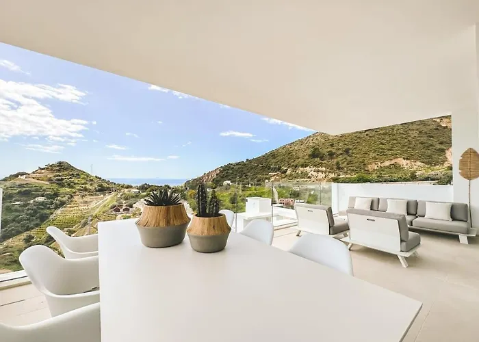 Palo Alto Indoor Pool Gym View Wifi Parking *