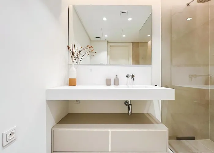 Palo Alto Indoor Pool Gym View Wifi Parking