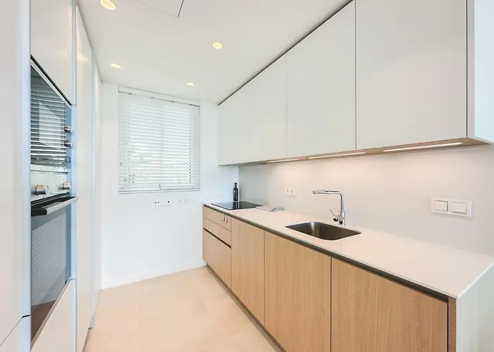 Palo Alto Indoor Pool Gym View Wifi Parking Apartment