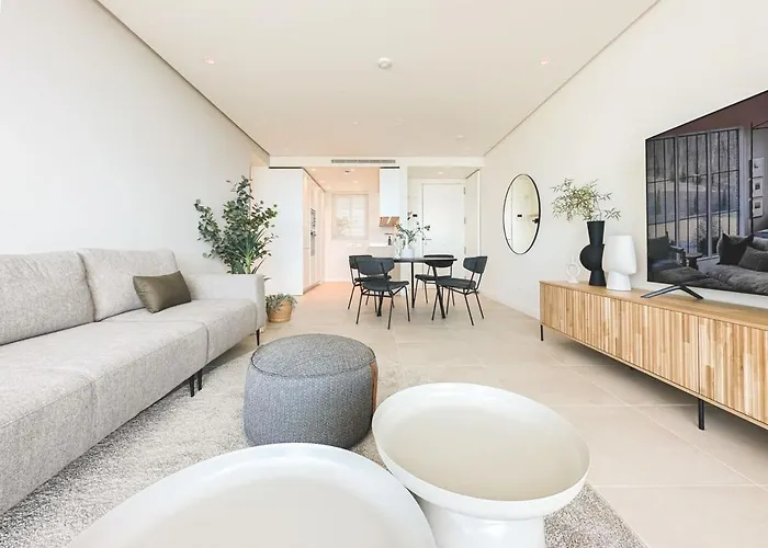 Palo Alto Indoor Pool Gym View Wifi Parking *