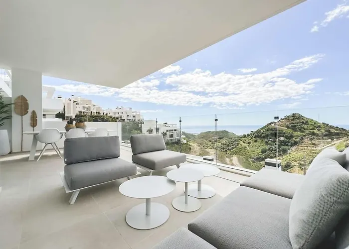 Palo Alto Indoor Pool Gym View Wifi Parking