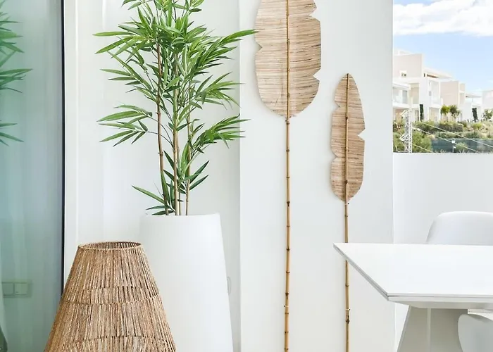 Palo Alto Indoor Pool Gym View Wifi Parking Apartment Marbella